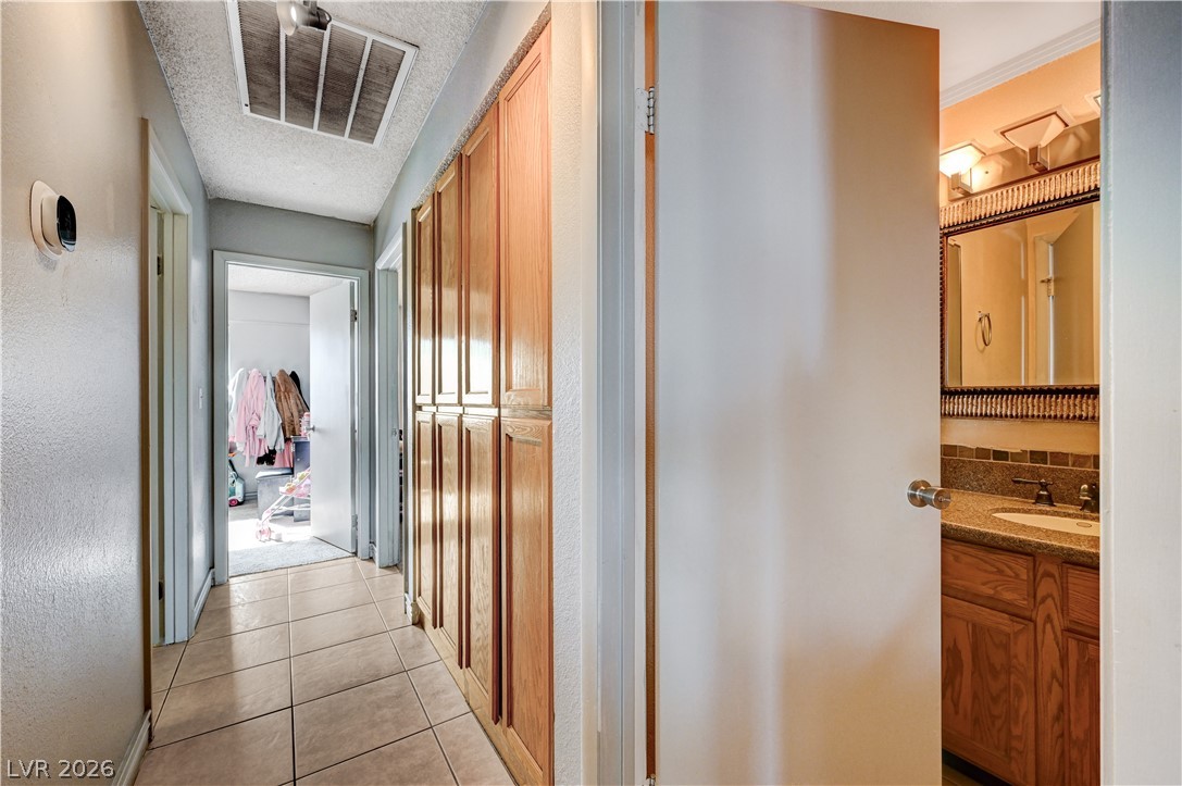 100 Underhill Court Las Vegas NV 89145