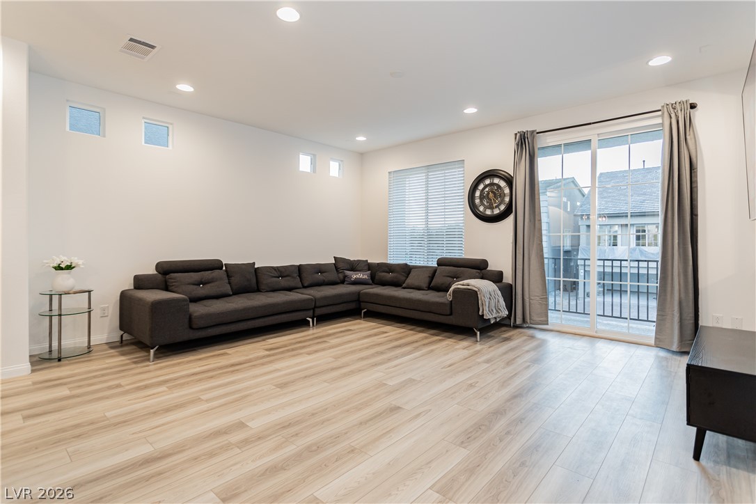 7688 Sandhaven Street Las Vegas NV 89139