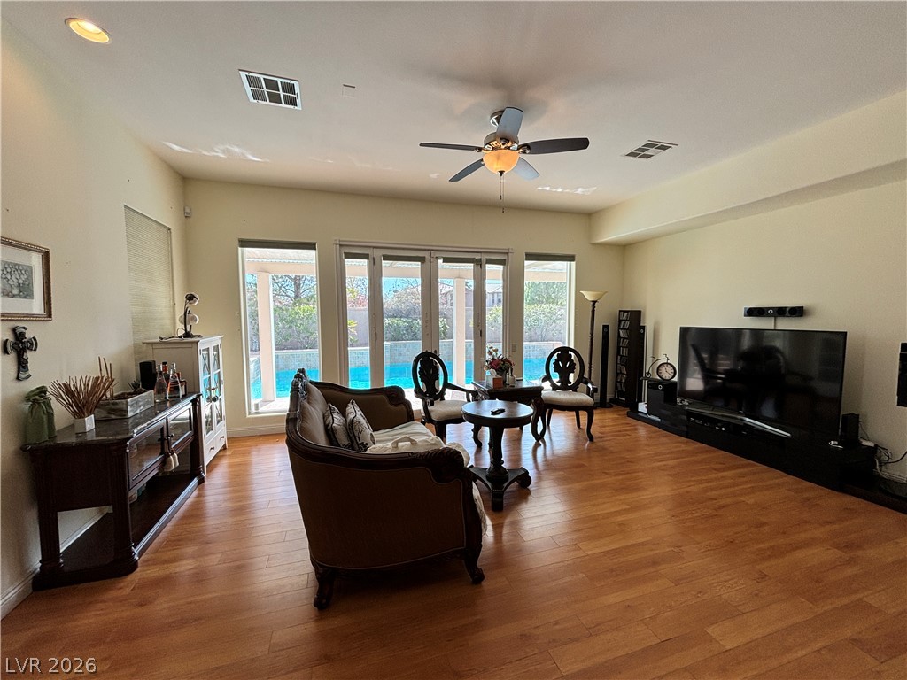 932 Viscanio Place Las Vegas NV 89138