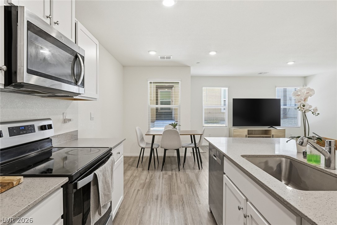 9929 Canary Hills Street Las Vegas NV 89141