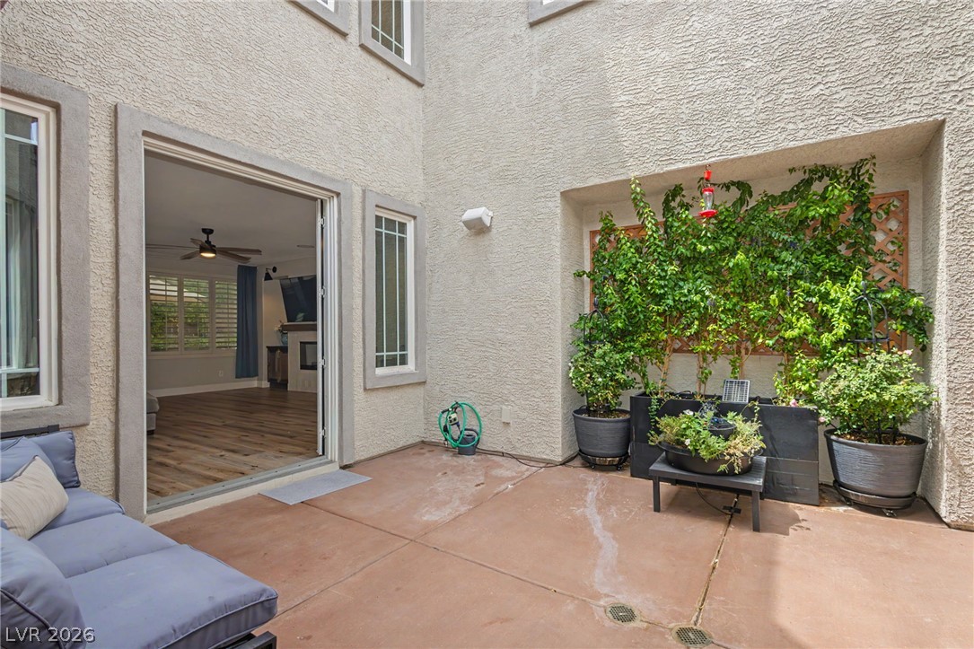 7423 Bretton Oaks Street Las Vegas NV 89166