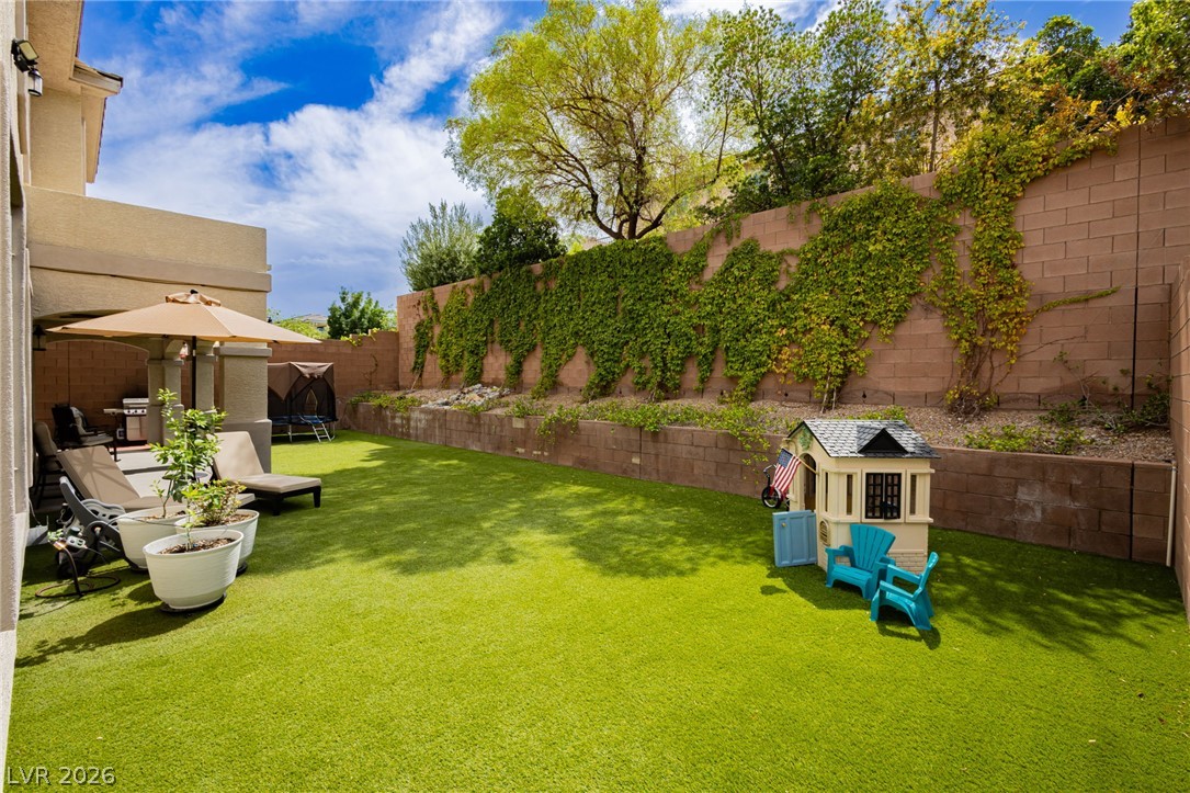 7423 Bretton Oaks Street Las Vegas NV 89166