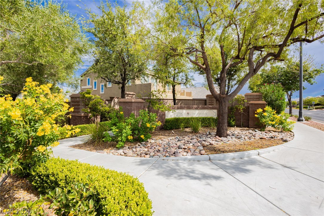 7423 Bretton Oaks Street Las Vegas NV 89166