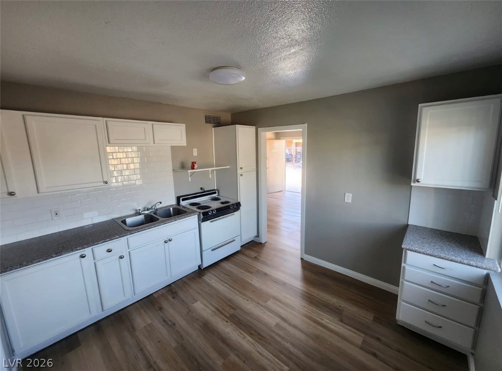 2320 Bassler Street North Las Vegas NV 89030