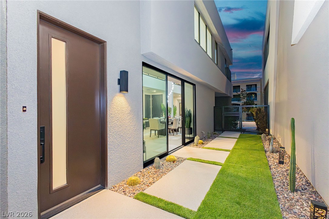 13 Promenade Isle Lane Henderson NV 89011