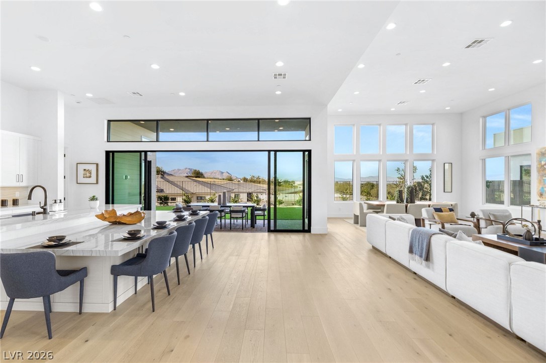 10964 Rossa Peak Avenue Las Vegas NV 89135
