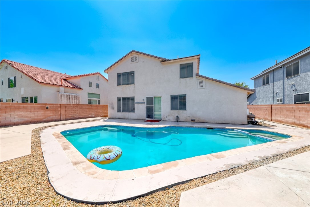 208 Glendon Street Henderson NV 89074