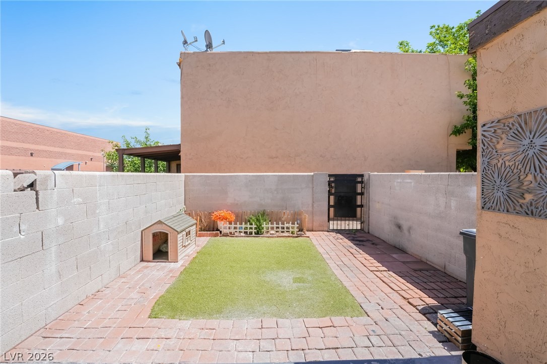 2004 Winwood Street Las Vegas NV 89108
