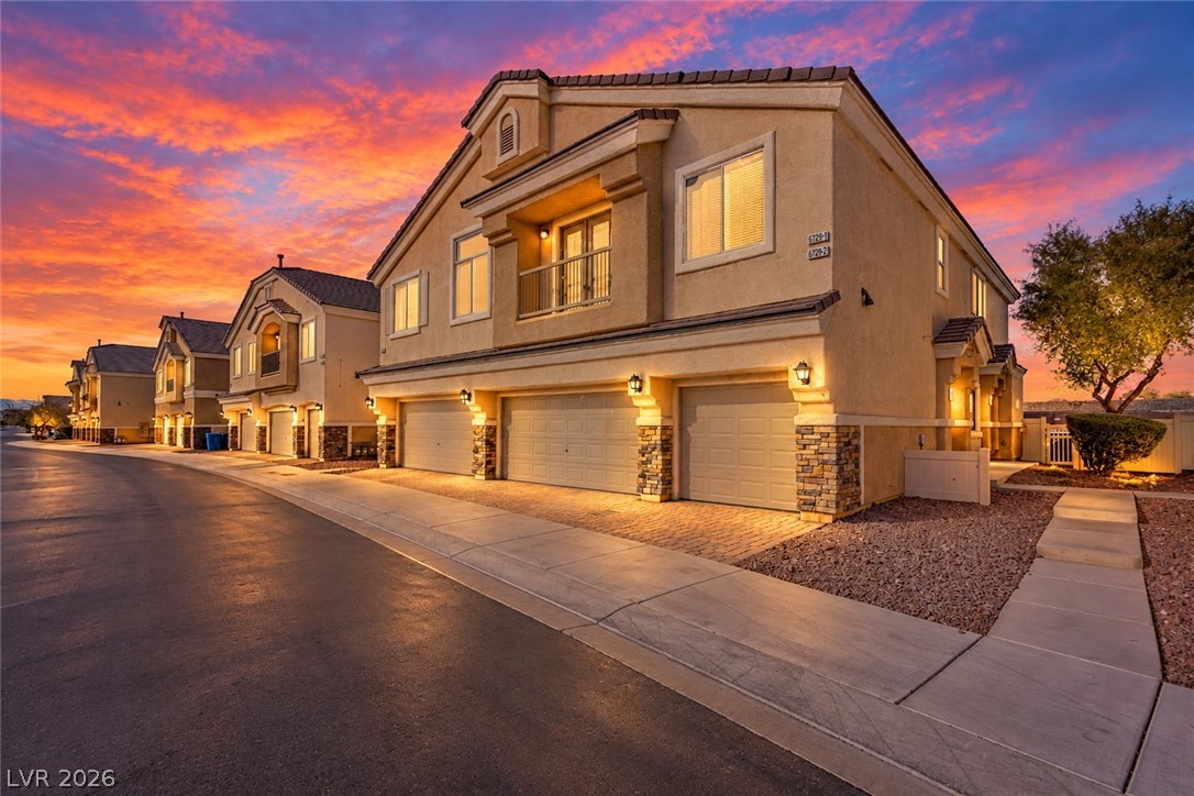 6717 Lookout Lodge Lane 1 North Las Vegas NV 89084