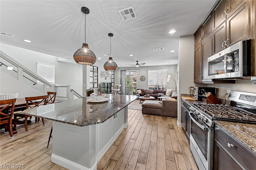 7064 Adler Falls Street Las Vegas NV 89118