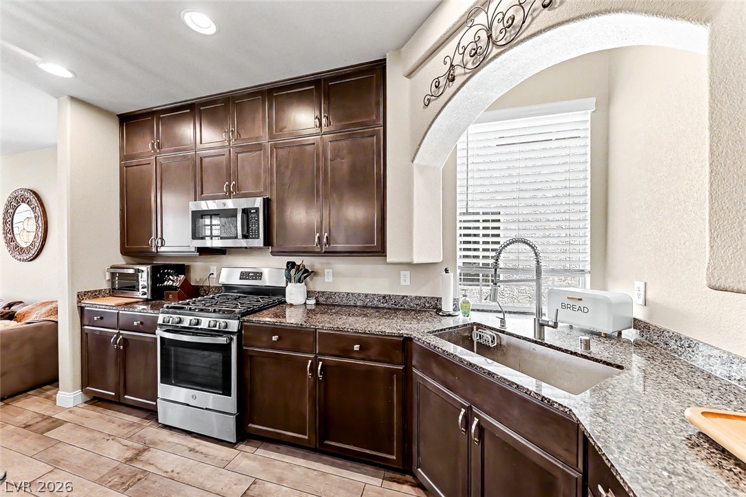 7064 Adler Falls Street Las Vegas NV 89118
