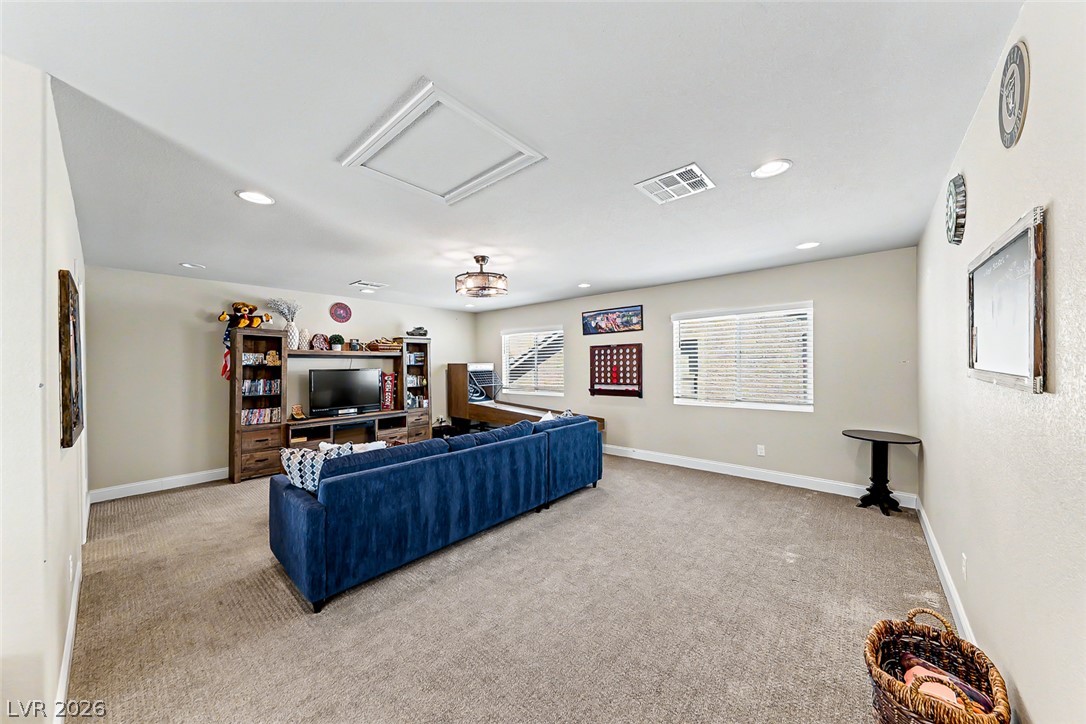 7064 Adler Falls Street Las Vegas NV 89118