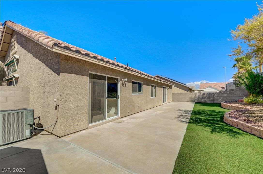9505 Glengarry Drive Las Vegas NV 89129
