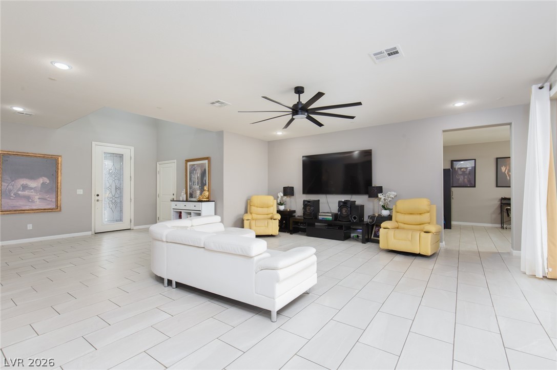 824 Claystone Ridge Avenue North Las Vegas NV 89084