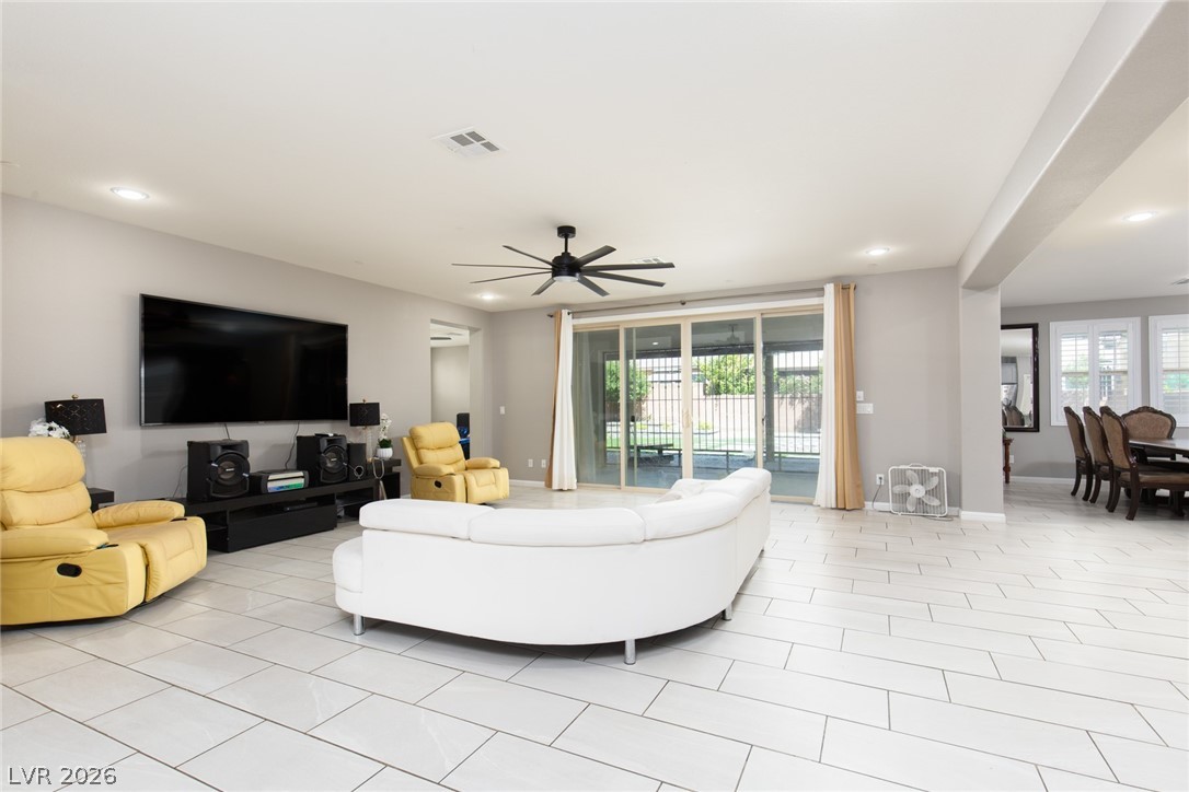 824 Claystone Ridge Avenue North Las Vegas NV 89084