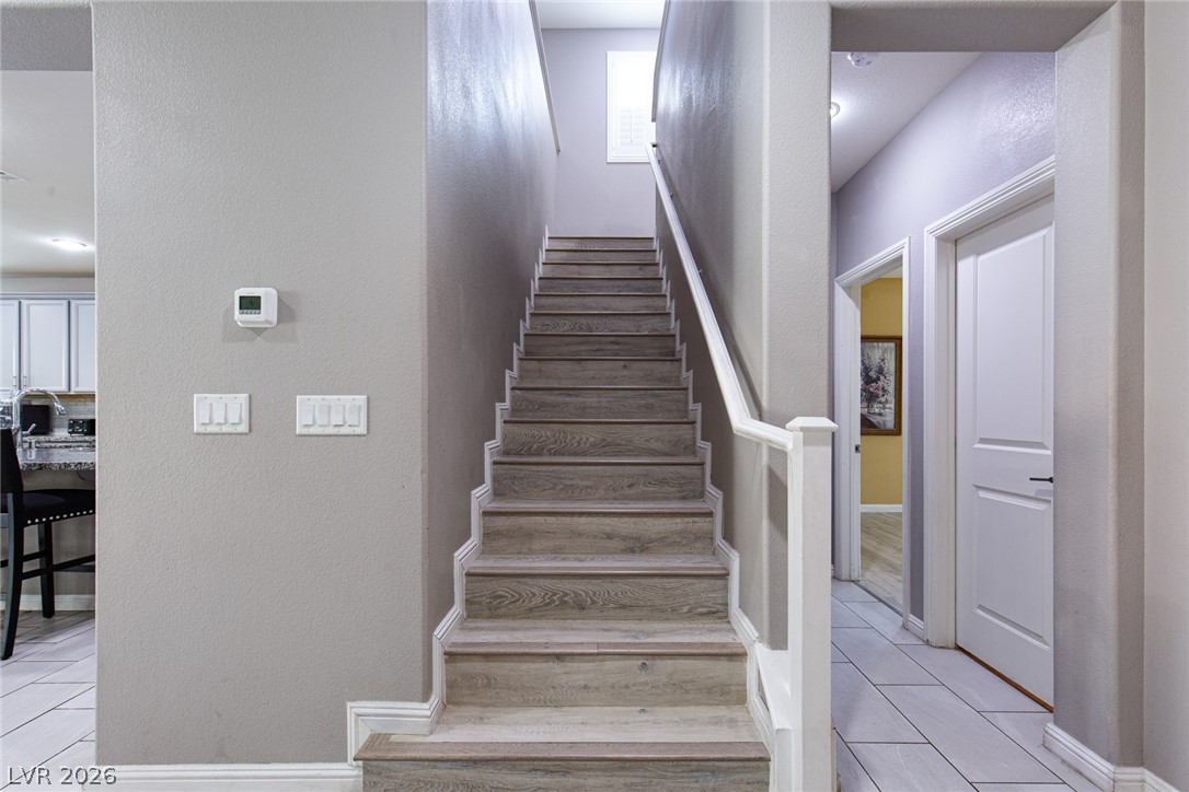 824 Claystone Ridge Avenue North Las Vegas NV 89084