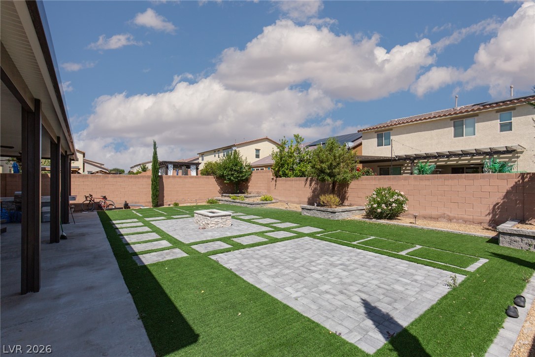 824 Claystone Ridge Avenue North Las Vegas NV 89084