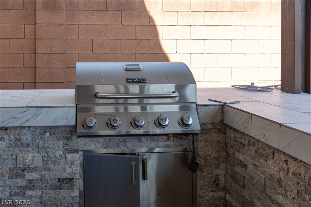 824 Claystone Ridge Avenue North Las Vegas NV 89084