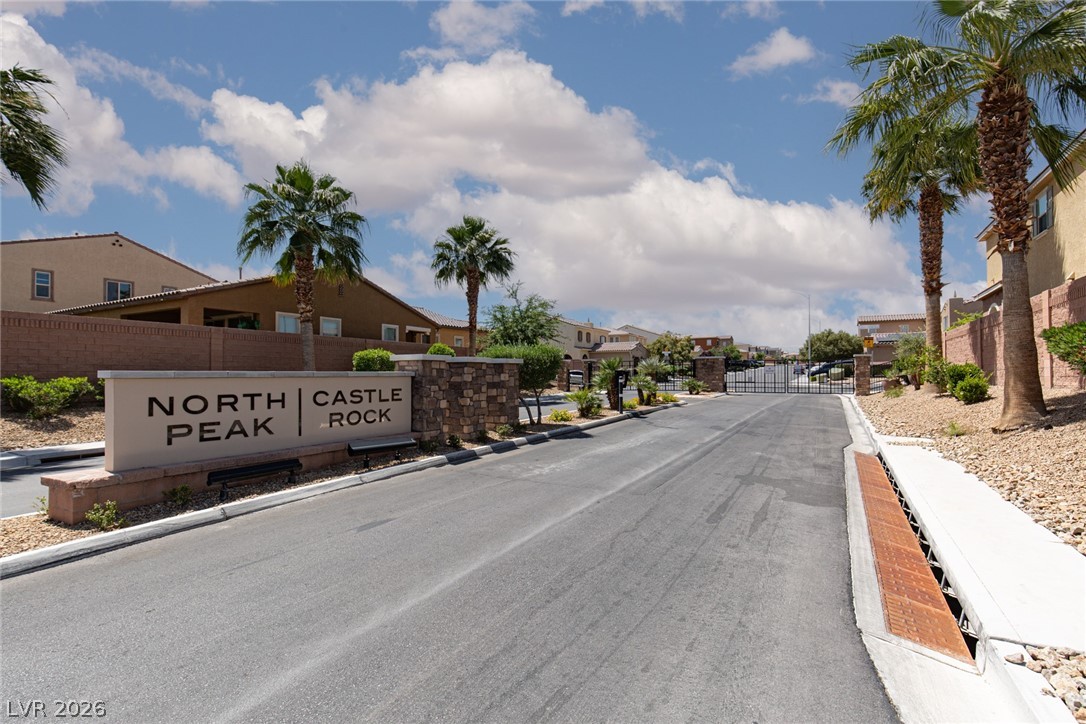 824 Claystone Ridge Avenue North Las Vegas NV 89084