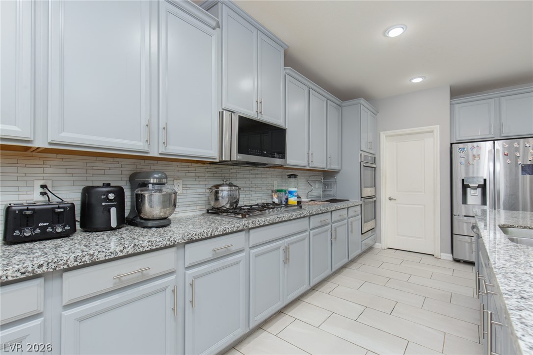 824 Claystone Ridge Avenue North Las Vegas NV 89084