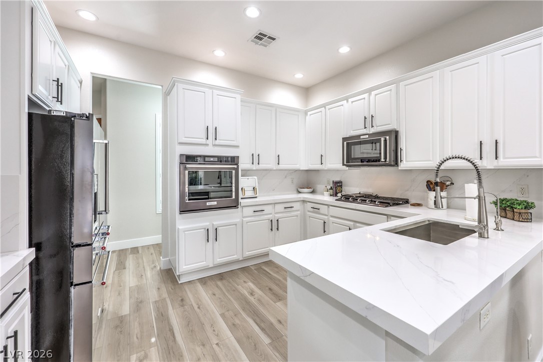 5012 Hacienda Grande Avenue Las Vegas NV 89141