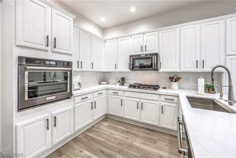 5012 Hacienda Grande Avenue Las Vegas NV 89141
