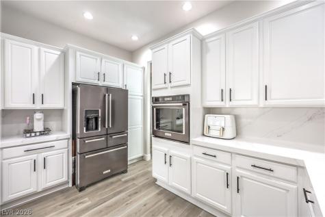 5012 Hacienda Grande Avenue Las Vegas NV 89141