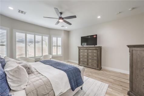 5012 Hacienda Grande Avenue Las Vegas NV 89141