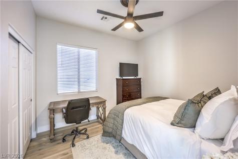 5012 Hacienda Grande Avenue Las Vegas NV 89141