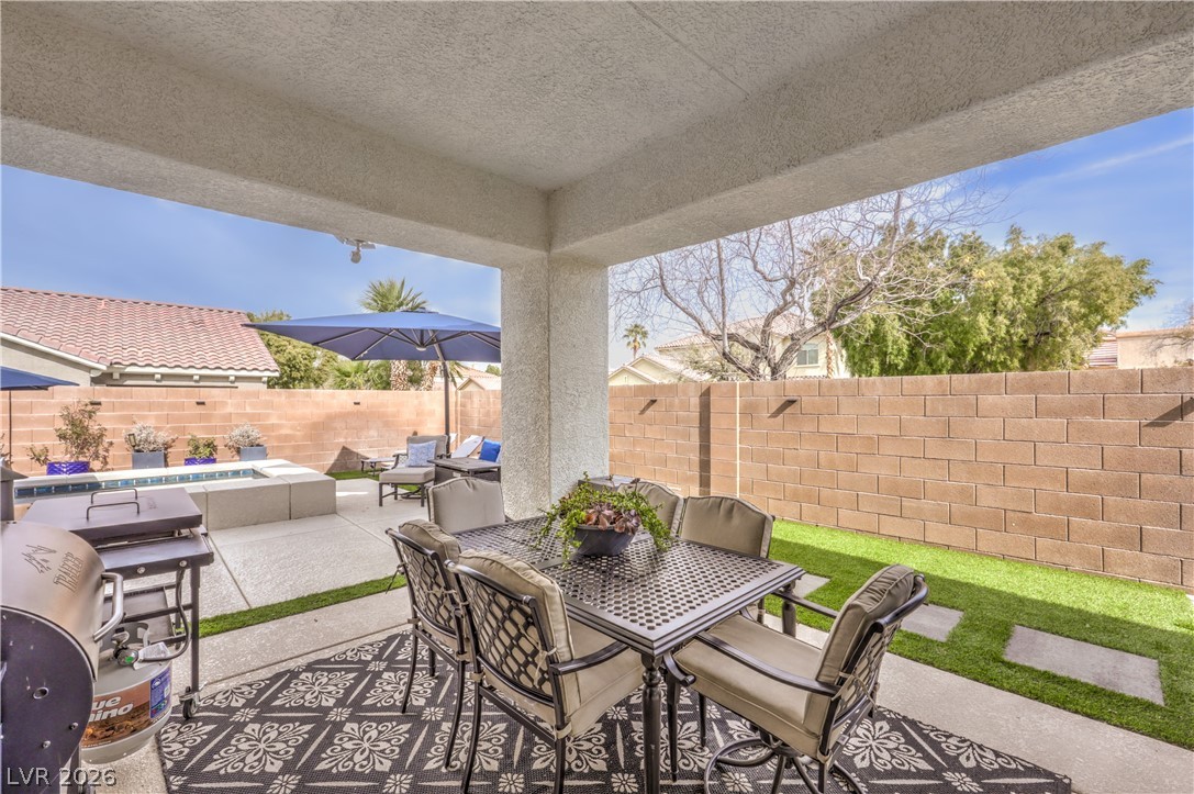 5012 Hacienda Grande Avenue Las Vegas NV 89141