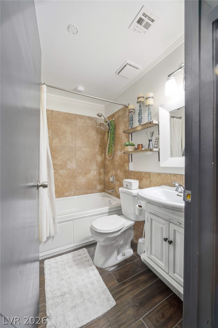 8715 West Hammer Lane Las Vegas NV 89149