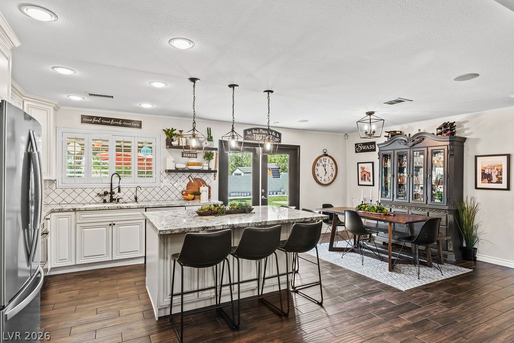 8715 West Hammer Lane Las Vegas NV 89149