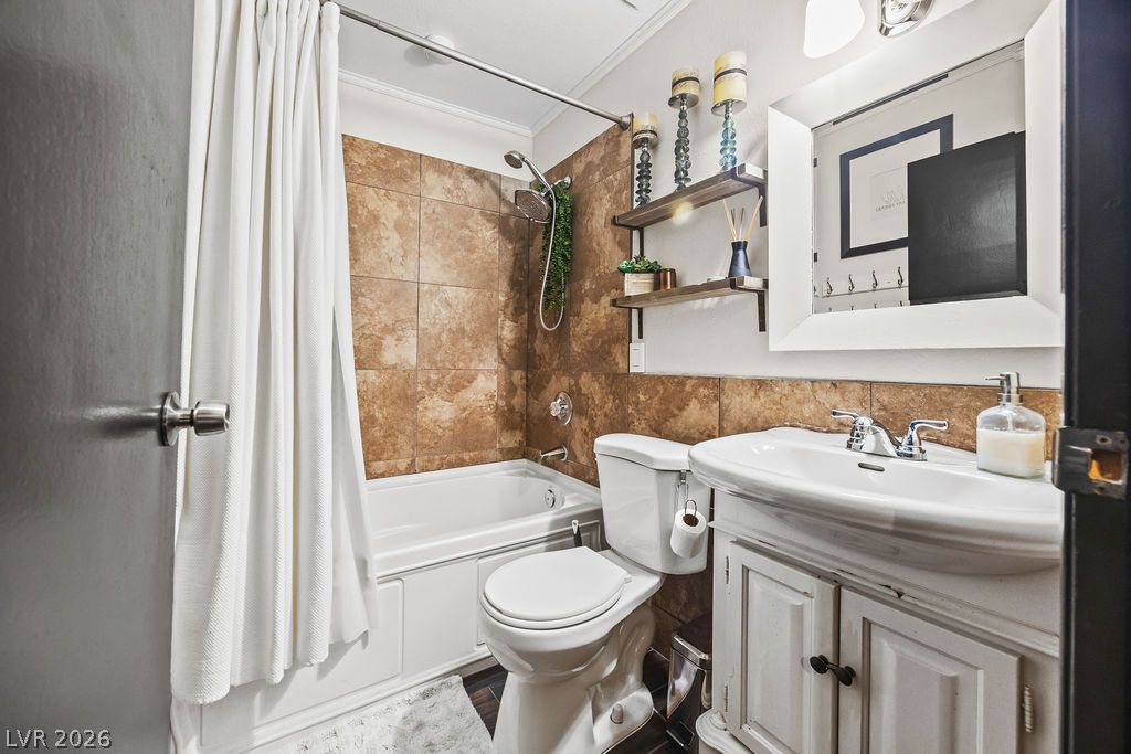 8715 West Hammer Lane Las Vegas NV 89149