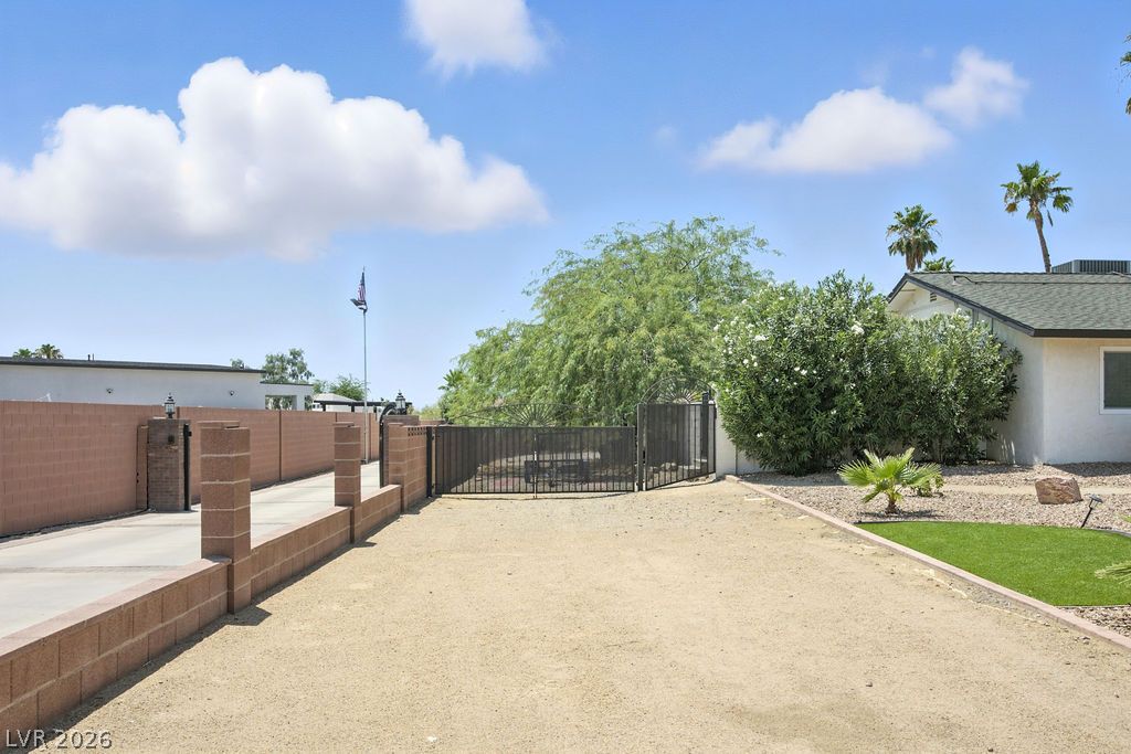 8715 West Hammer Lane Las Vegas NV 89149