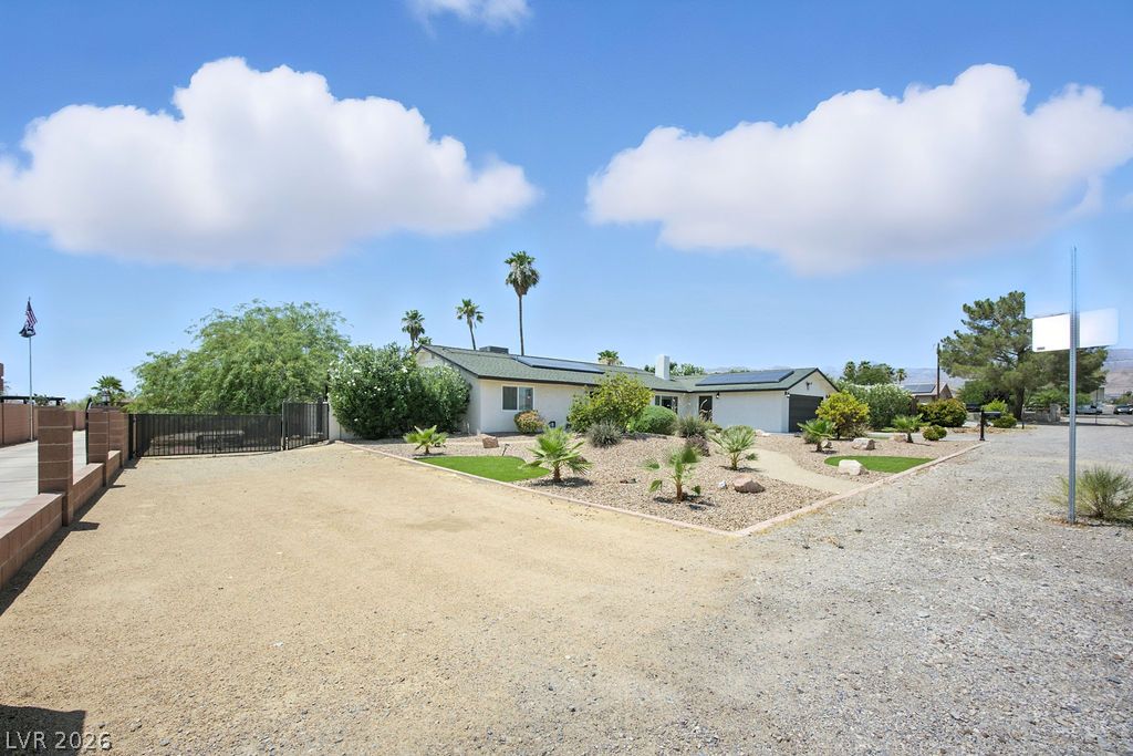8715 West Hammer Lane Las Vegas NV 89149