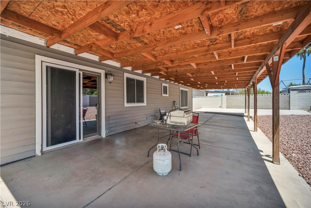 406 Ash Street Henderson NV 89015