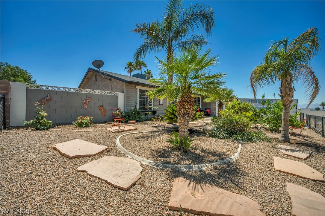 406 Ash Street Henderson NV 89015