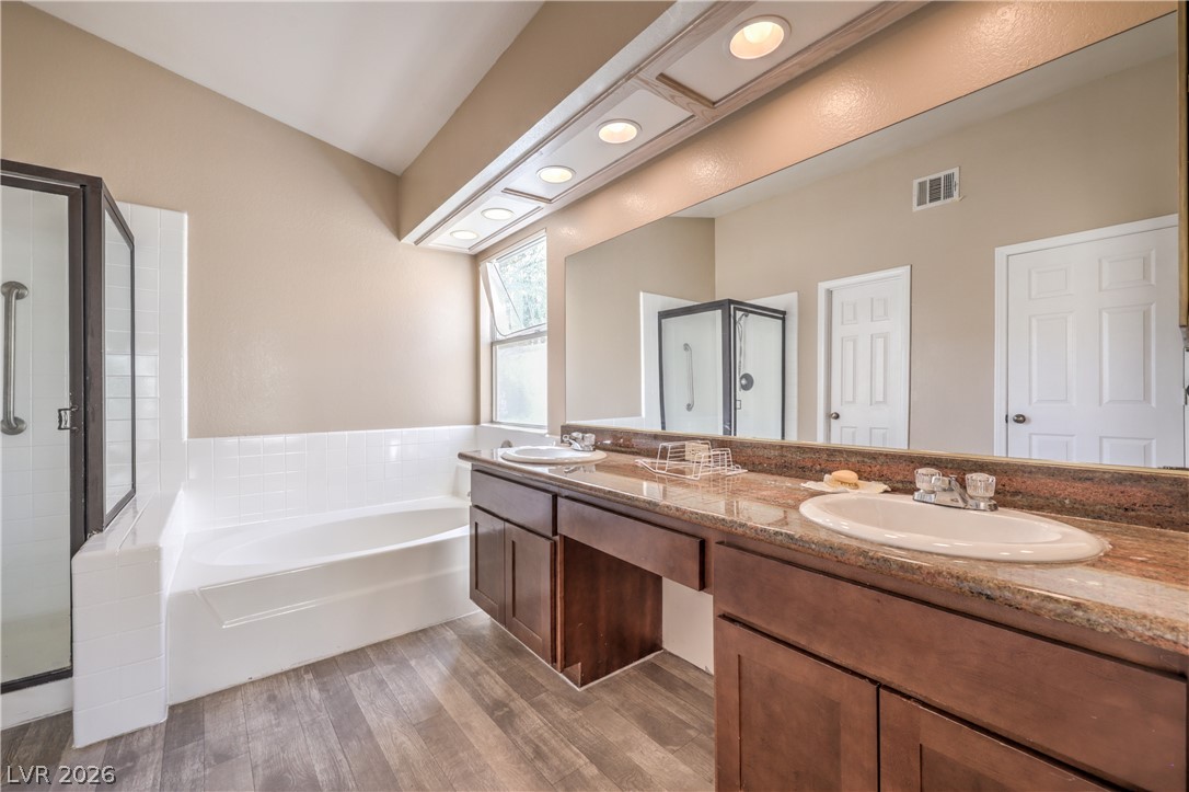 9824 Russett Wood Circle Las Vegas NV 89117