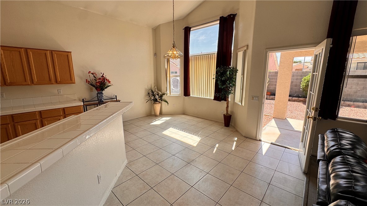 8609 Highland View Avenue Las Vegas NV 89145