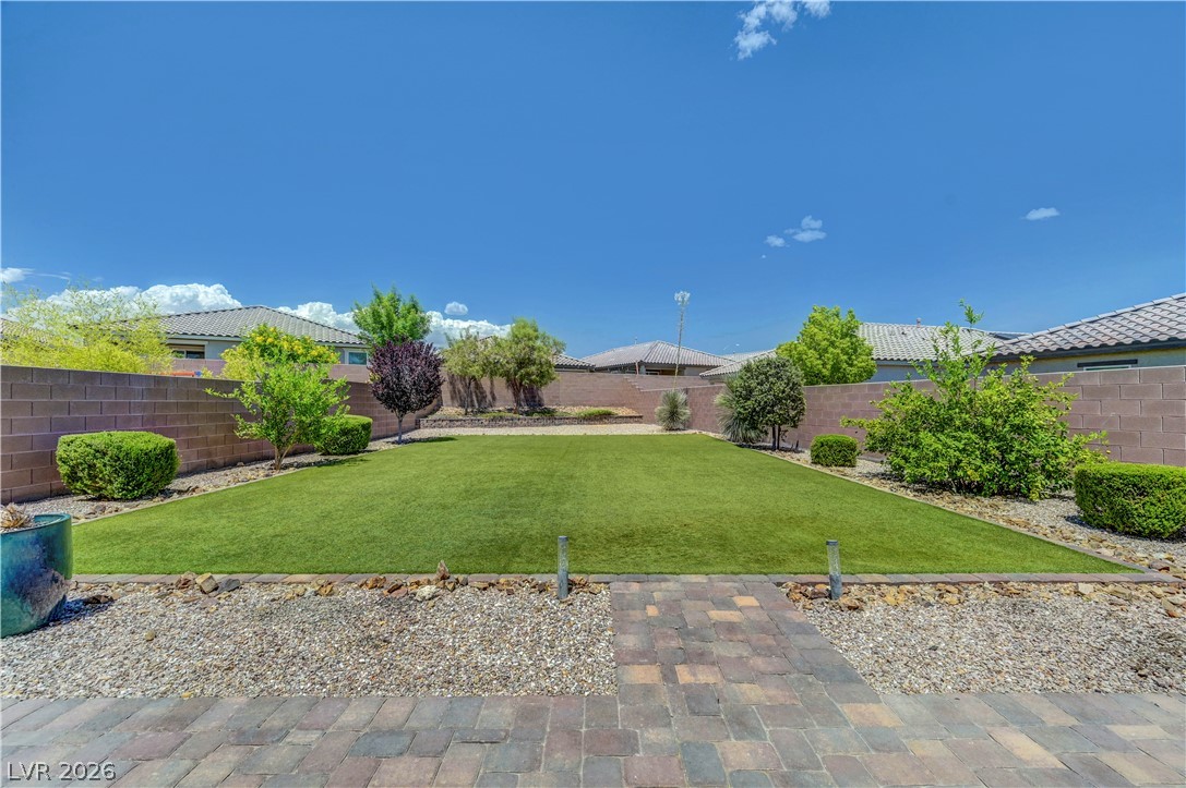 1516 Deep Valley Avenue North Las Vegas NV 89084