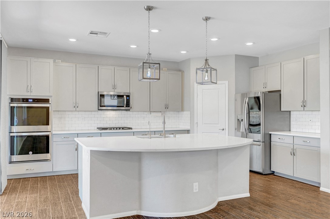 1516 Deep Valley Avenue North Las Vegas NV 89084