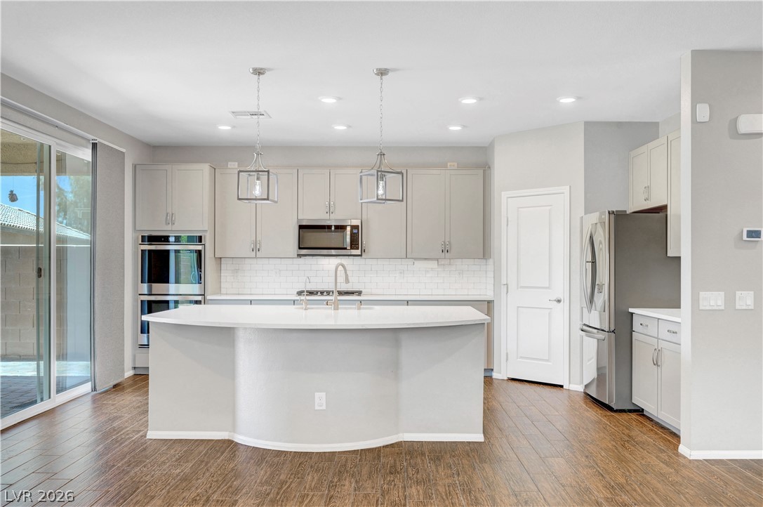 1516 Deep Valley Avenue North Las Vegas NV 89084