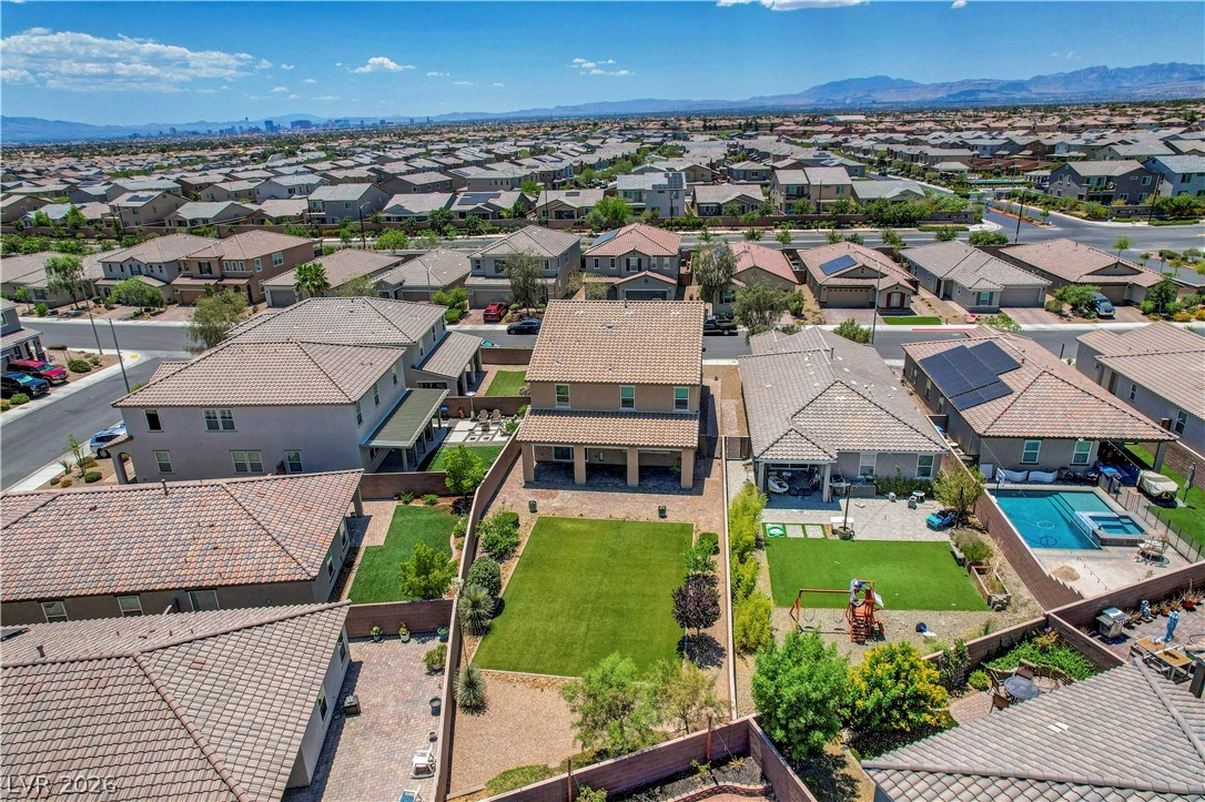 1516 Deep Valley Avenue North Las Vegas NV 89084