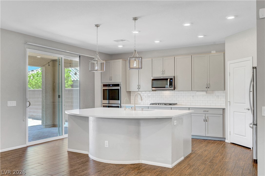 1516 Deep Valley Avenue North Las Vegas NV 89084