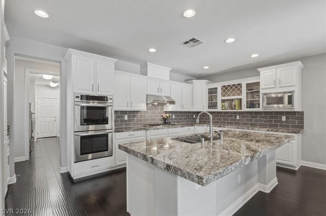 10671 Capesthorne Way Las Vegas NV 89135