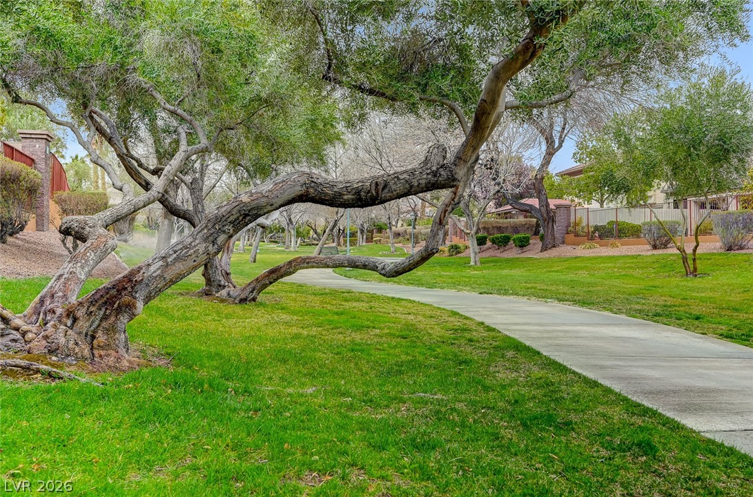 10671 Capesthorne Way Las Vegas NV 89135