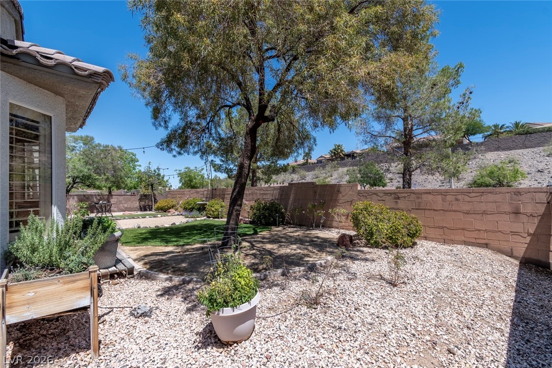 1686 Black Fox Canyon Road Henderson NV 89052