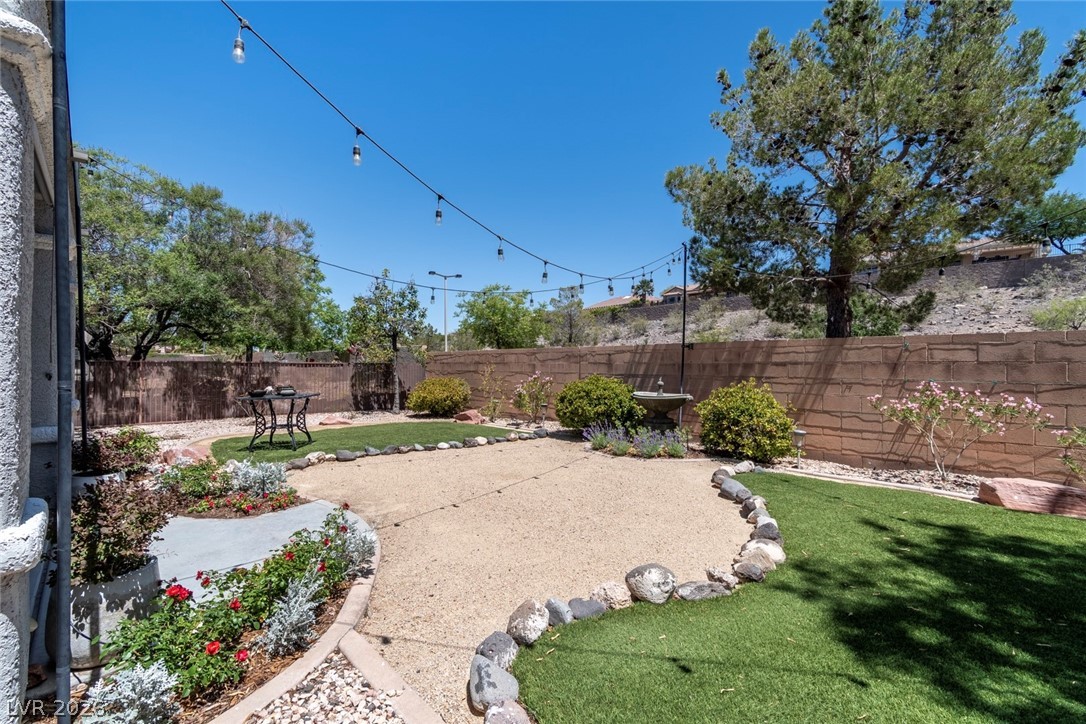 1686 Black Fox Canyon Road Henderson NV 89052