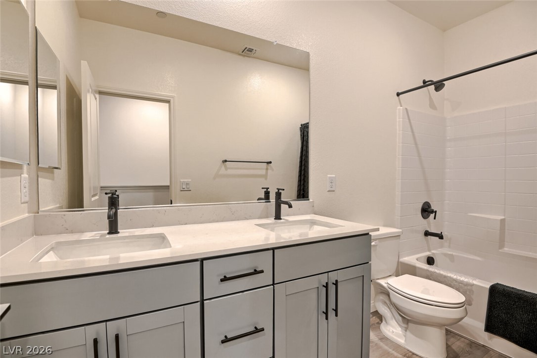 143 Silver Run Lane Las Vegas NV 89138