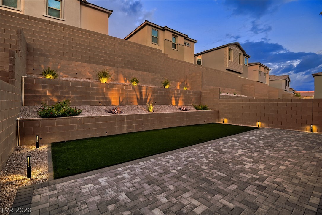 143 Silver Run Lane Las Vegas NV 89138